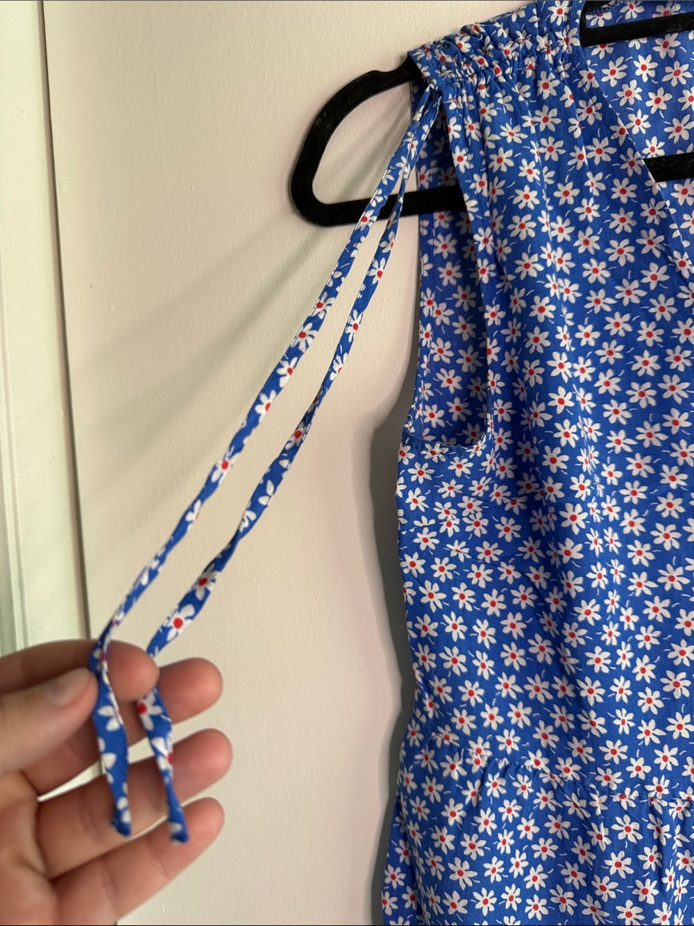 Madewell Blue Daisy-Print Sleeveless V-Neck Camisole - Picture 3 of 7